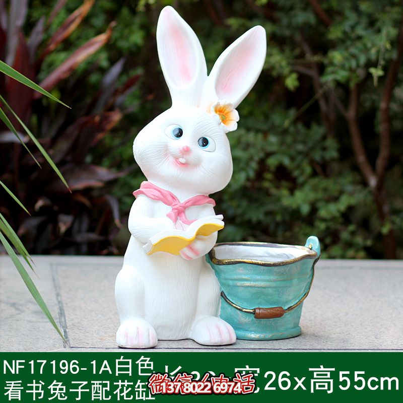 玻璃鋼兔子雕塑，為公園增色
