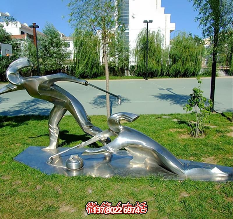 不銹鋼冰壺雕塑，點(diǎn)綴小區(qū)花園，創(chuàng)造休閑運(yùn)動(dòng)空間